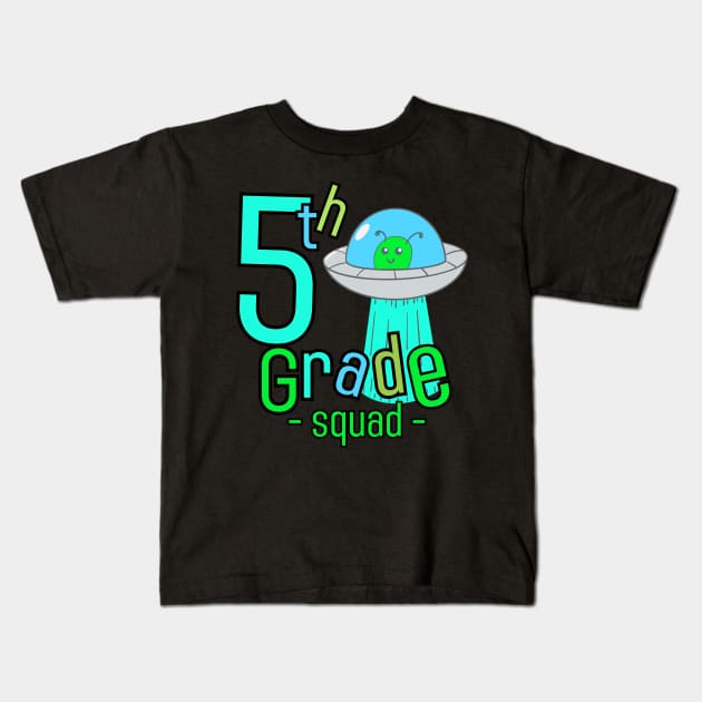 5th grade ufo Kids T-Shirt by hnueng111